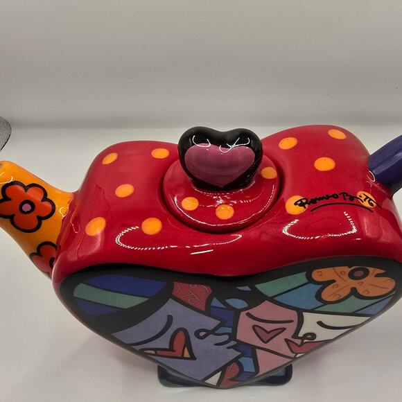 Romero Britto Pop Art Heart Teapot Mini 2010 - Picture 4 of 6